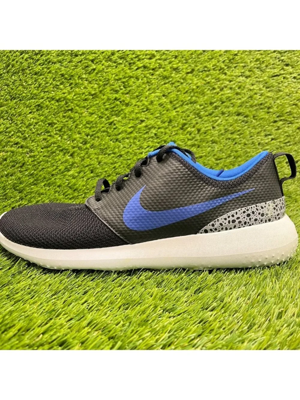 Nike Roshe G Mens Size 10 Black Blue White Athletic Spikeless Outdoor Golf Shoes